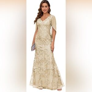 Mermaid style formal dress size small NWOT